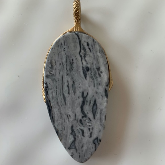 India Hicks Tribal Snake & Stone Charm - Picture 10 of 13